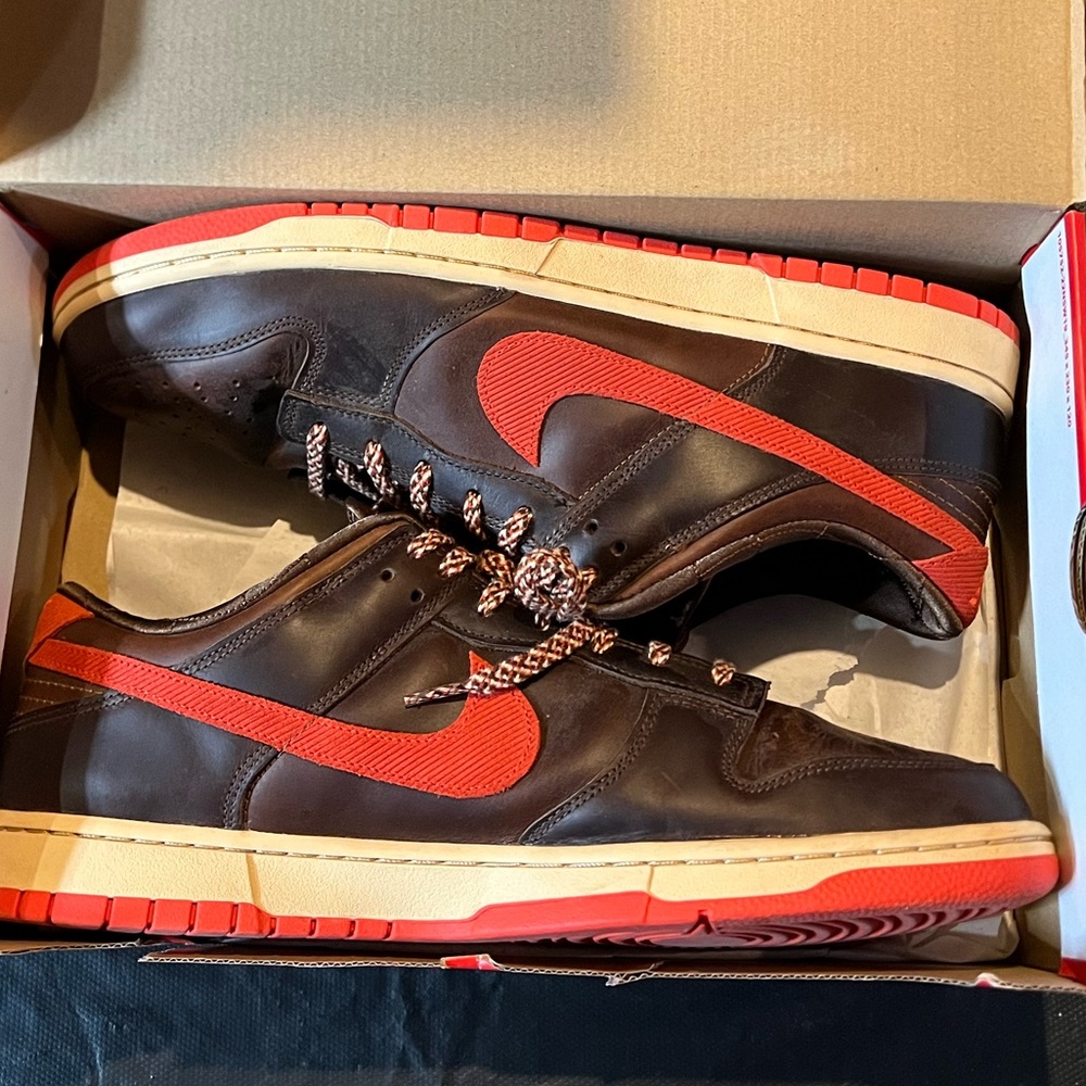 Nike Dunks Men's Dark Brown and Orange Sneakers SZ 15